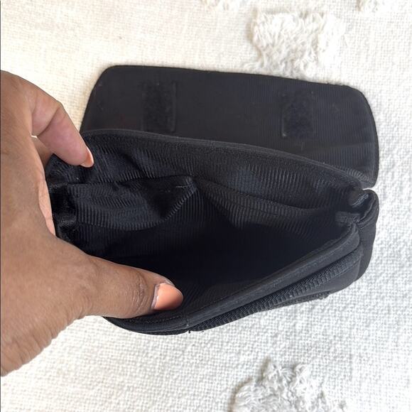 Black Tech Accessory Pouch - Picture 4 of 6